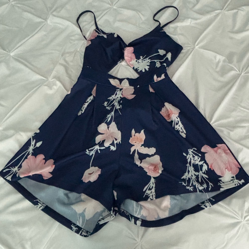 Floral Navy Women's Keyhole Opening Romper